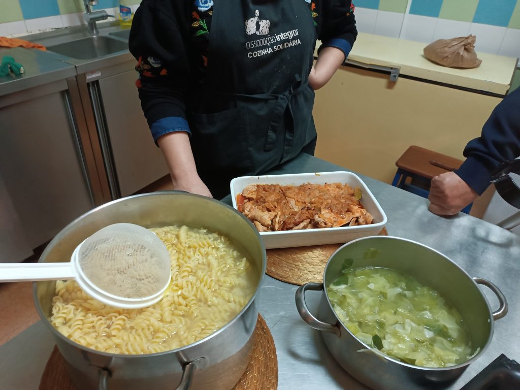 Cozinha Solidária @Associação Integrar