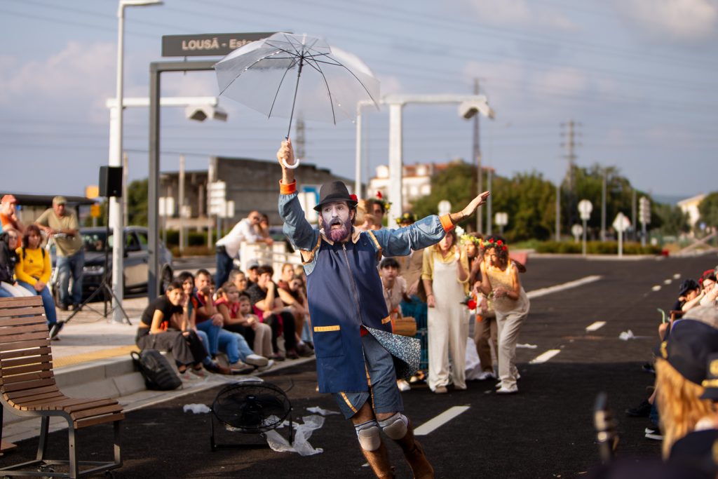 Estação de São José recebe espetáculo Com que Linhas te Cruzas na Lousã 2 © Teresa Valente