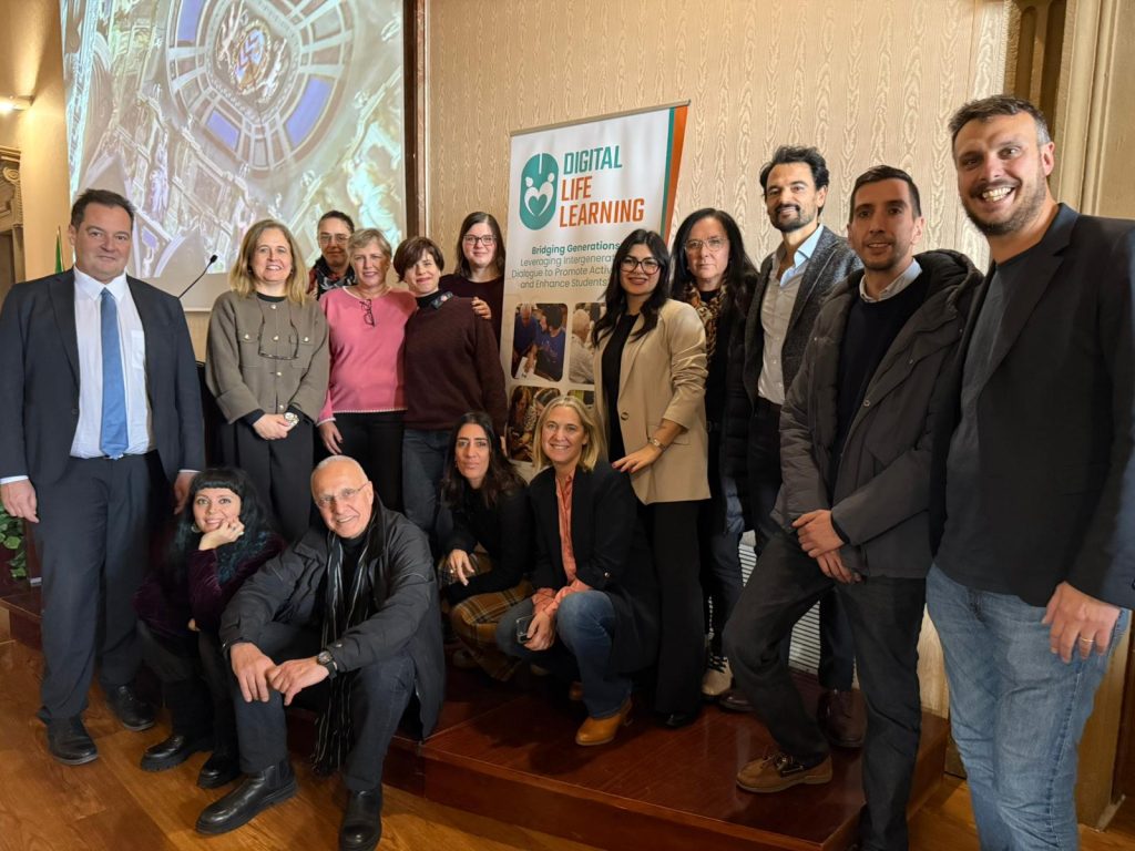 Cáritas Coimbra e o consórcio DigiLife impulsionam a inclusão digital @CC