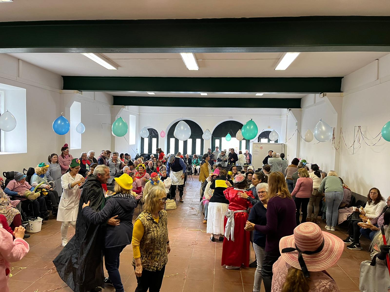 428119199_811965010974675_2702947227731421738_n