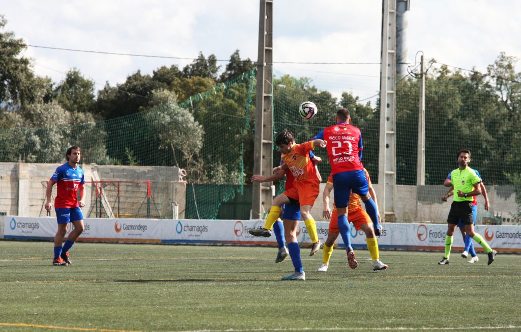 Eirense x Poiares @cmnovaisproduções