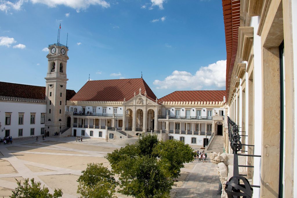Universidade de Coimbra @uc.pt