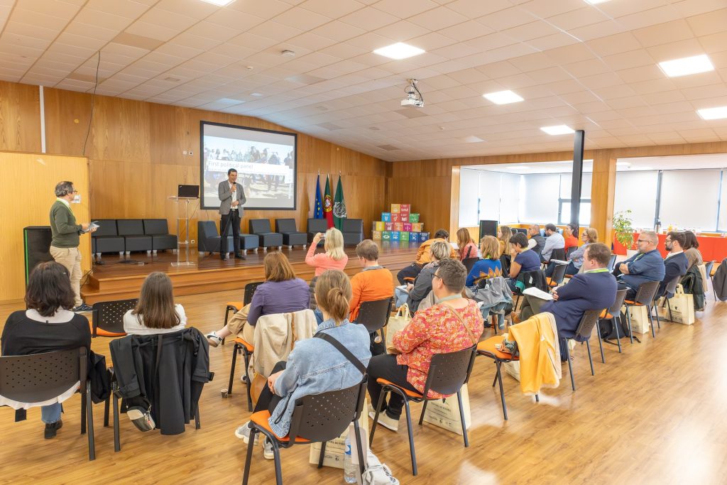 2524.- Encontro Urbact Poiares