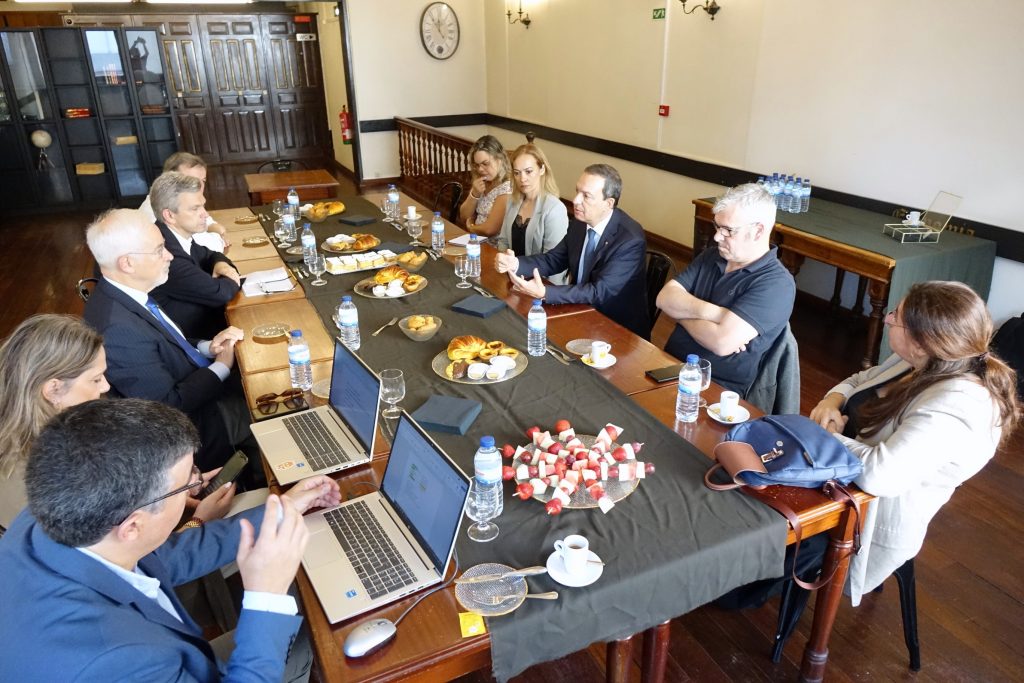 Pequeno-almoço com empresários (8)