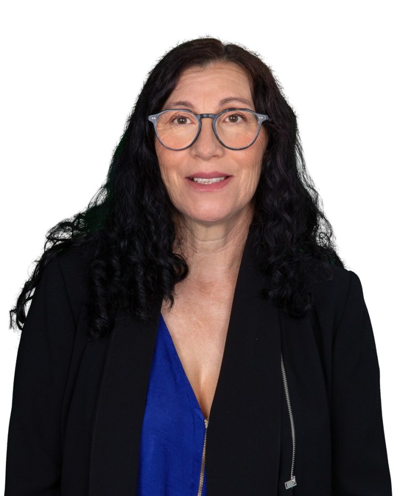 Celia Lourenço Antuzede e Vil de Matos