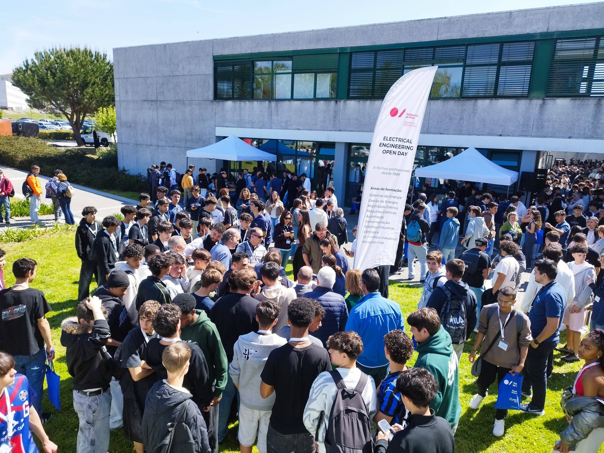 Campus da ESTGV transformou-se em montra tecnológica no Electrical Engineering OpenDay DEE’2026 @IPV