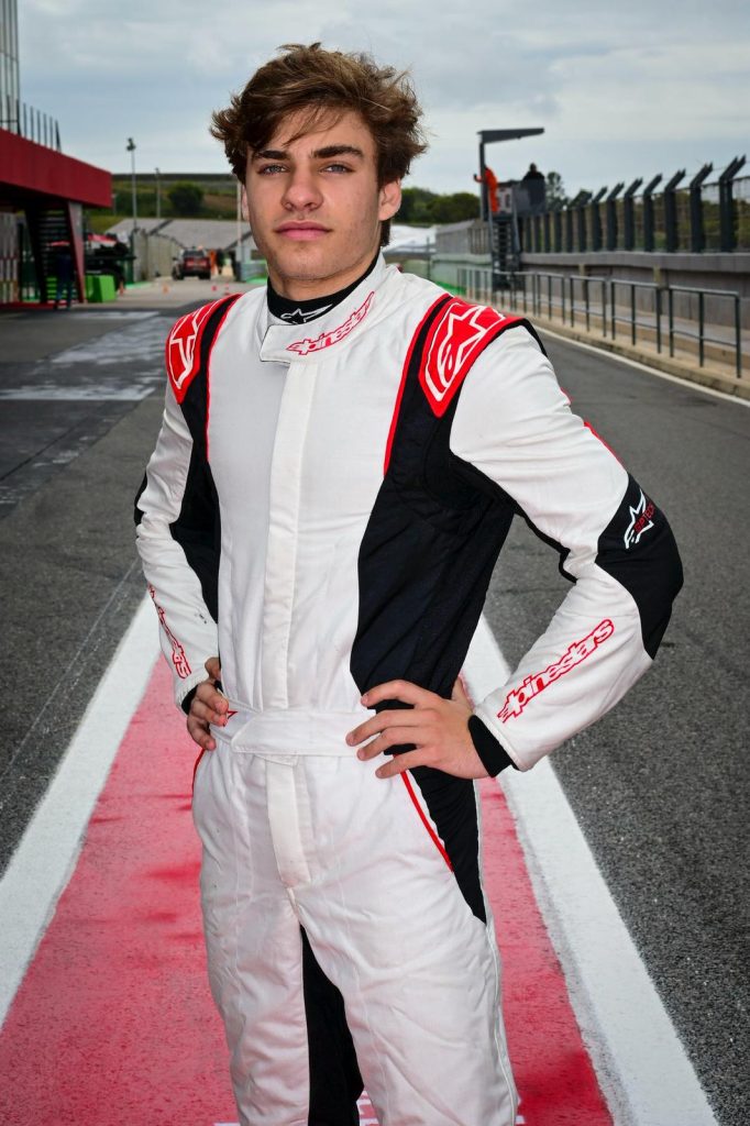 Diogo Castro: do Iberian Supercars para a Caterham Motorsport Iberia @Speedy Motorsport