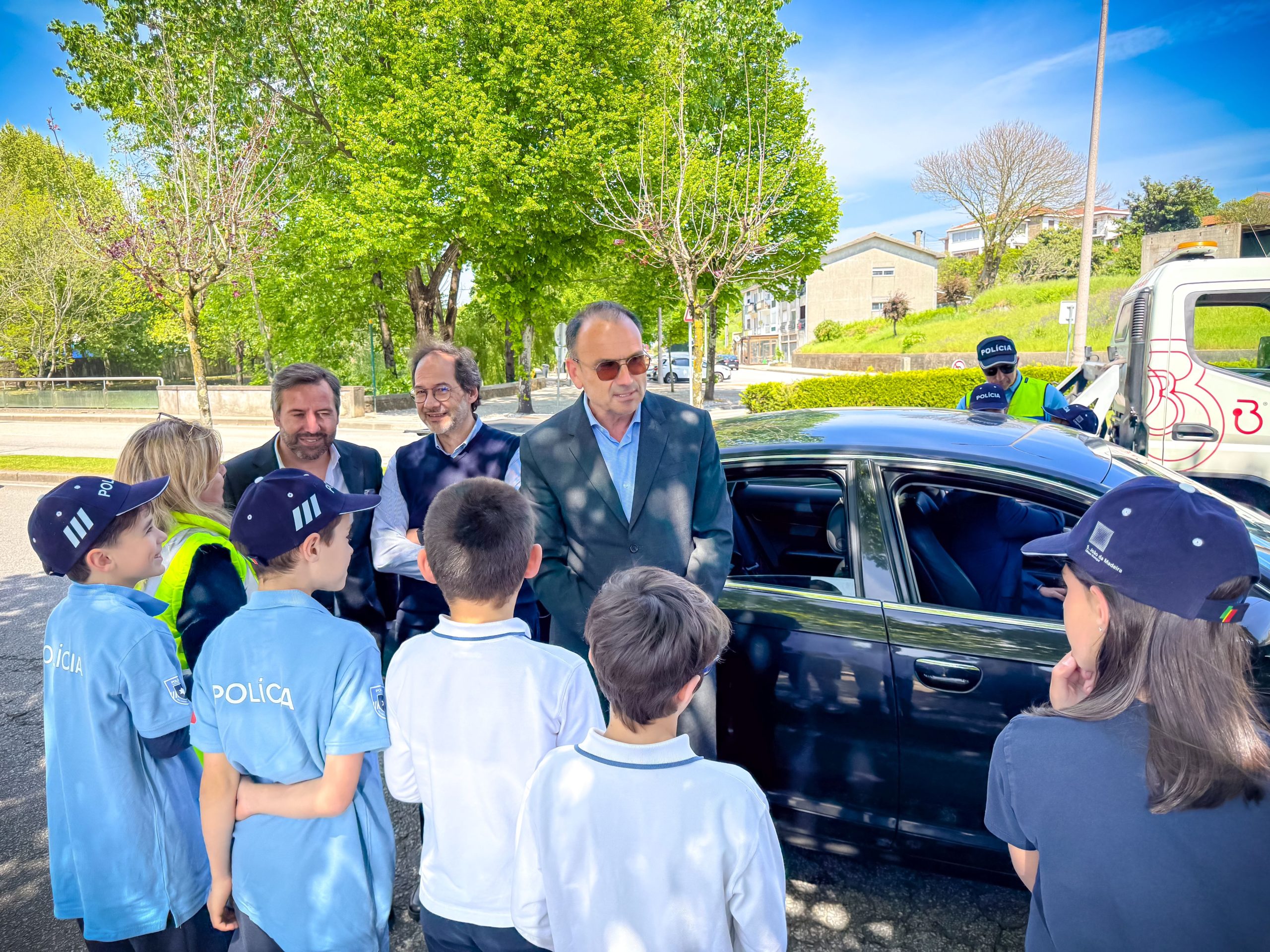 Automobilistas sensibilizados para condução segura em operações STOP de "polícias de palmo e meio" @CM São João da Madeira
