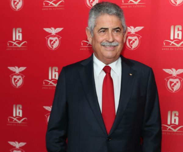 Luís Filipe Vieira partiu braço direito após queda no Campus de Justiça @SL Benfica