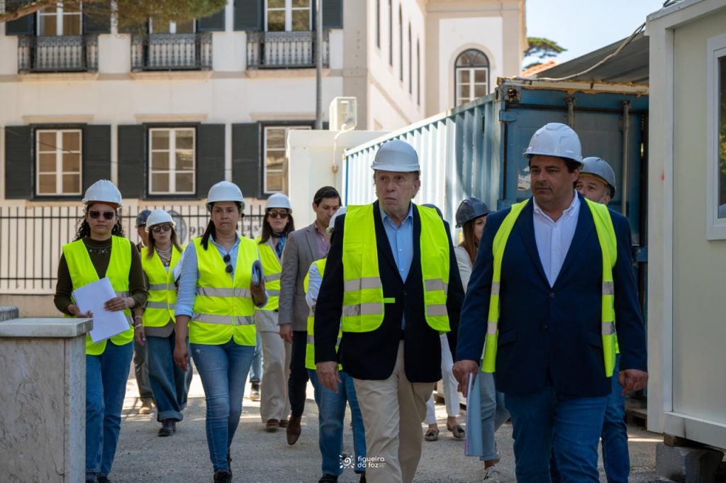 Visita à obra da Escola Bernardino Machado destaca complexidade e avanço dos trabalhos @CM Figueira da Foz