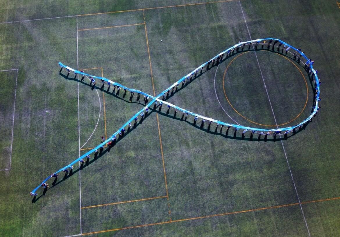 União das Freguesias de Eiras e São Paulo de Frades forma Laço Humano pela proteção das crianças @União das Freguesias de Eiras e São Paulo de Frades