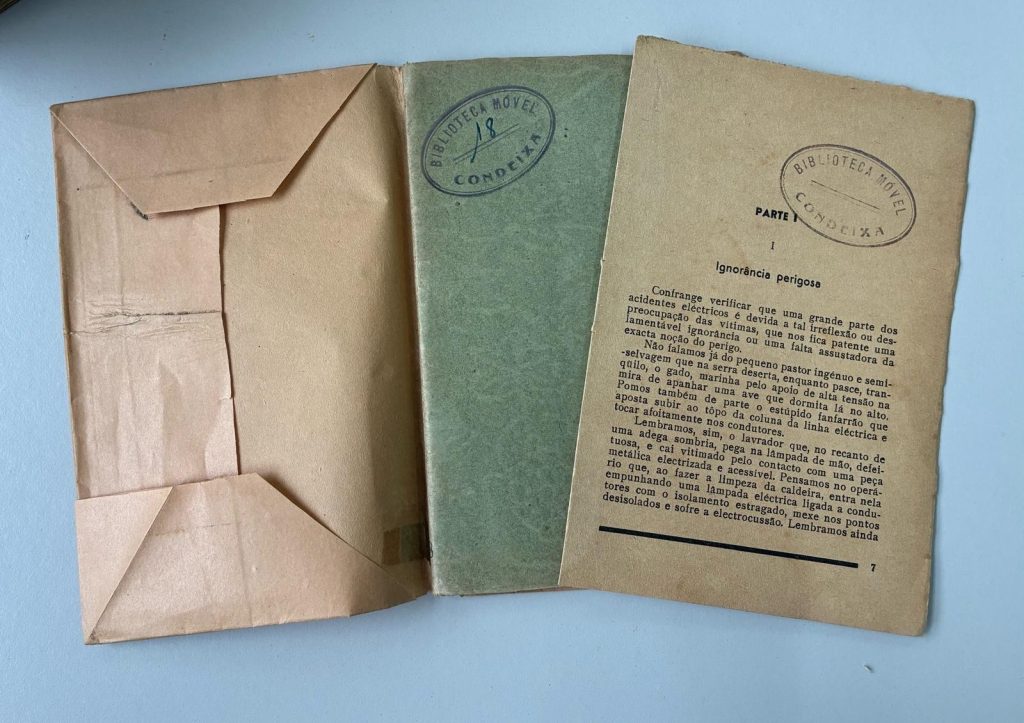 Condeixa celebra 25 de Abril com regresso de livros apreendidos pela PIDE @CM Condeixa-a-Nova