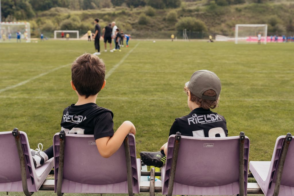Estádio Municipal de Taveiro recebe este sábado torneios de futebol que homenageiam Mendes Silva e Jorge Lemos @CM Coimbra