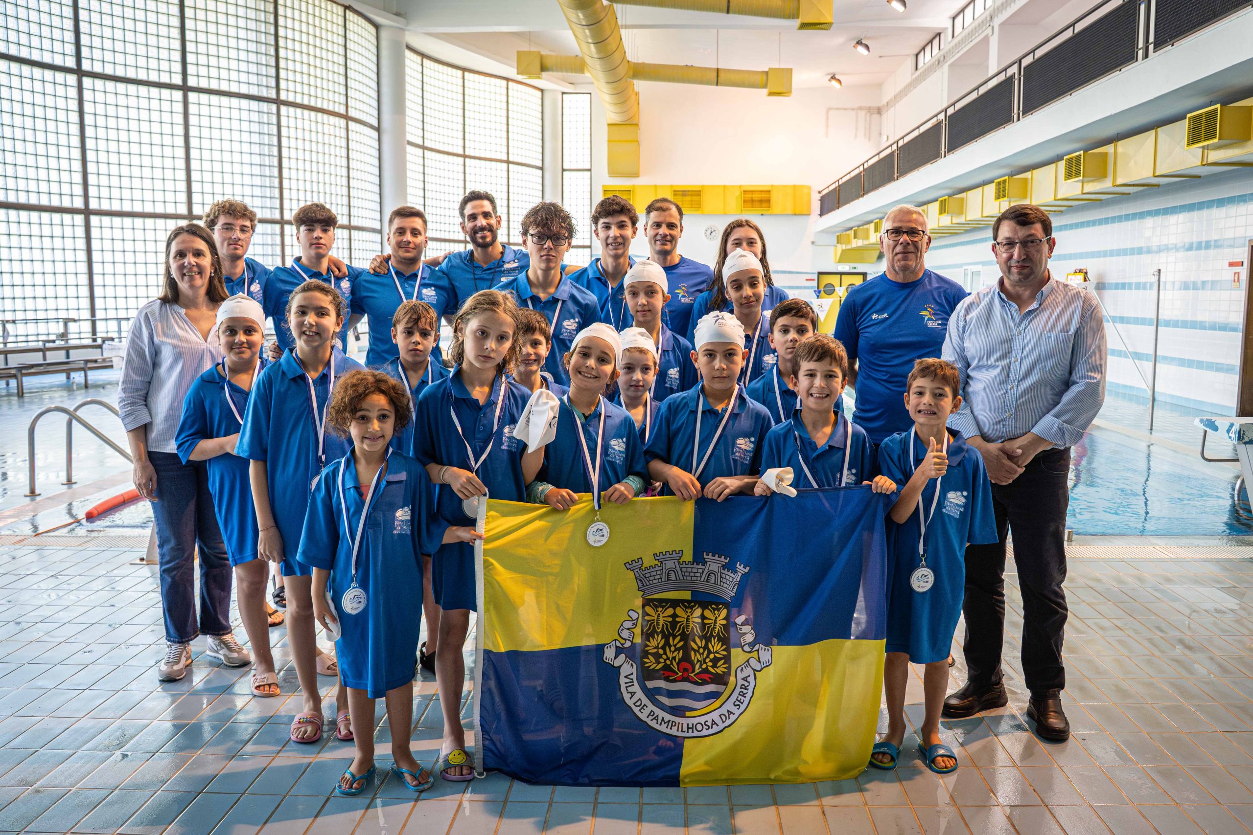 Juventude, desporto e espírito de equipa no V Torneio de Natação de Pampilhosa da Serra @CM Pampilhosa da Serra