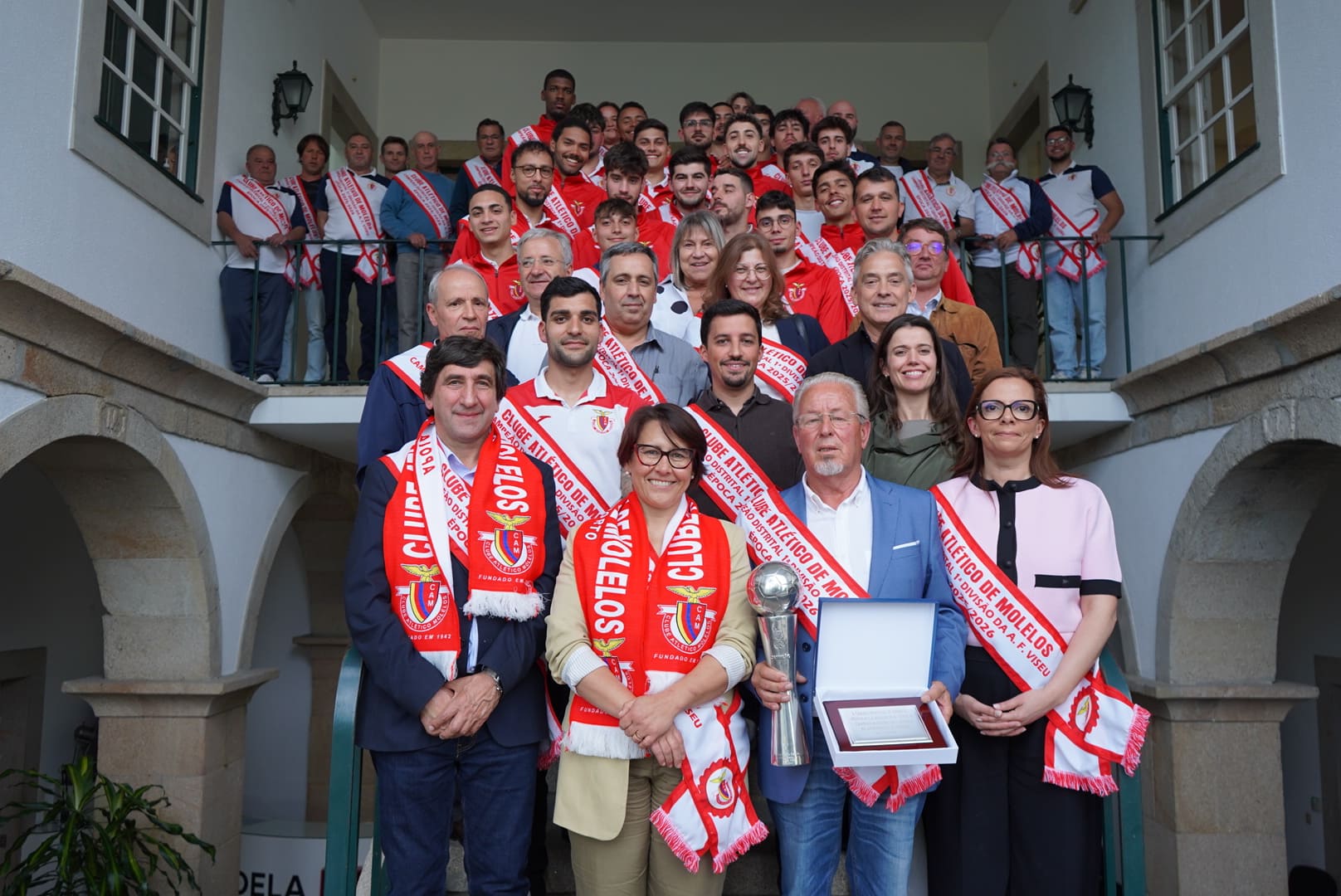 Tondela homenageia Molelos após conquista do título e subida à Divisão de Honra @CM Tondela