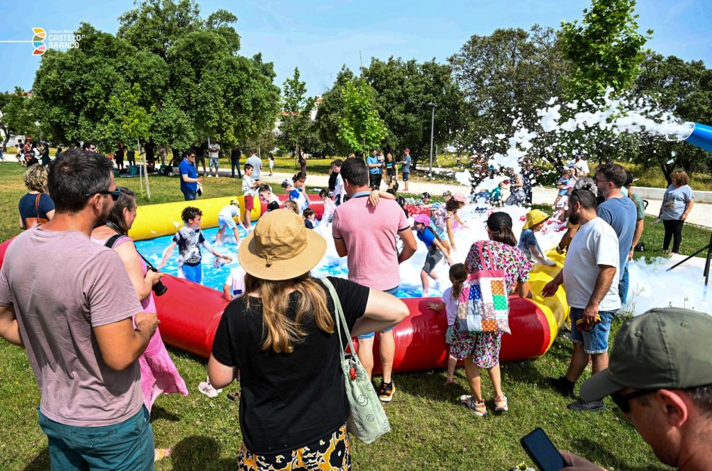 Dia Mundial da Criança com “Explosão de Alegria” no Parque Urbano da Cruz do Montalvão @CM Castelo Branco