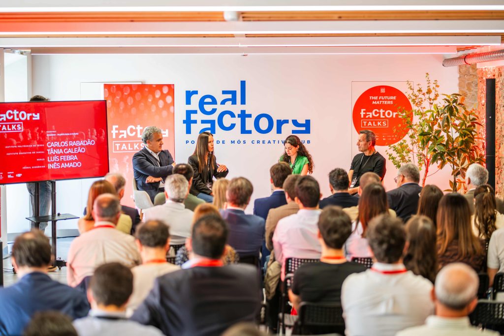 Empresários e líderes da região de Leiria alertam para necessidade de adaptação das empresas aos novos desafios económicos e industriais @Factory Talks