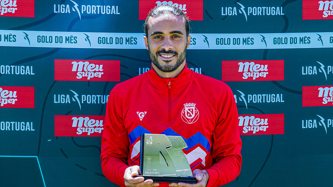 Landinho, do FC Felgueiras, recebeu o Prémio Golo do Mês de abril da Liga Portugal 2 Meu Super, depois de conquistar a preferência dos adeptos @Liga Portugal