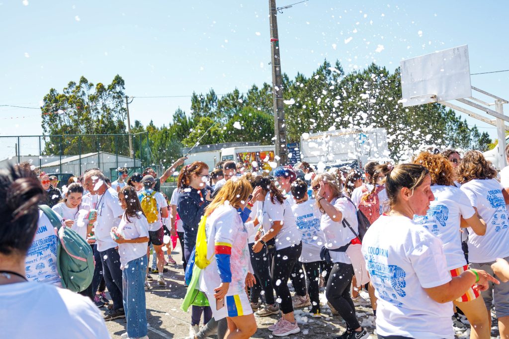 Cor e animação no Seixo de Gatões com a Color Run - Caminhada Colorida @CM Montemor-o-Velho