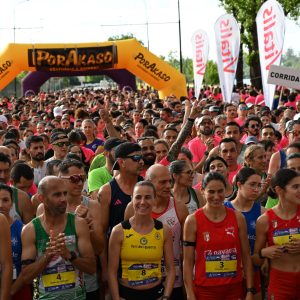 Coimbra pintada de cor-de-rosana Remax White Corrida da Mulher @corrida da mulher de coimbra